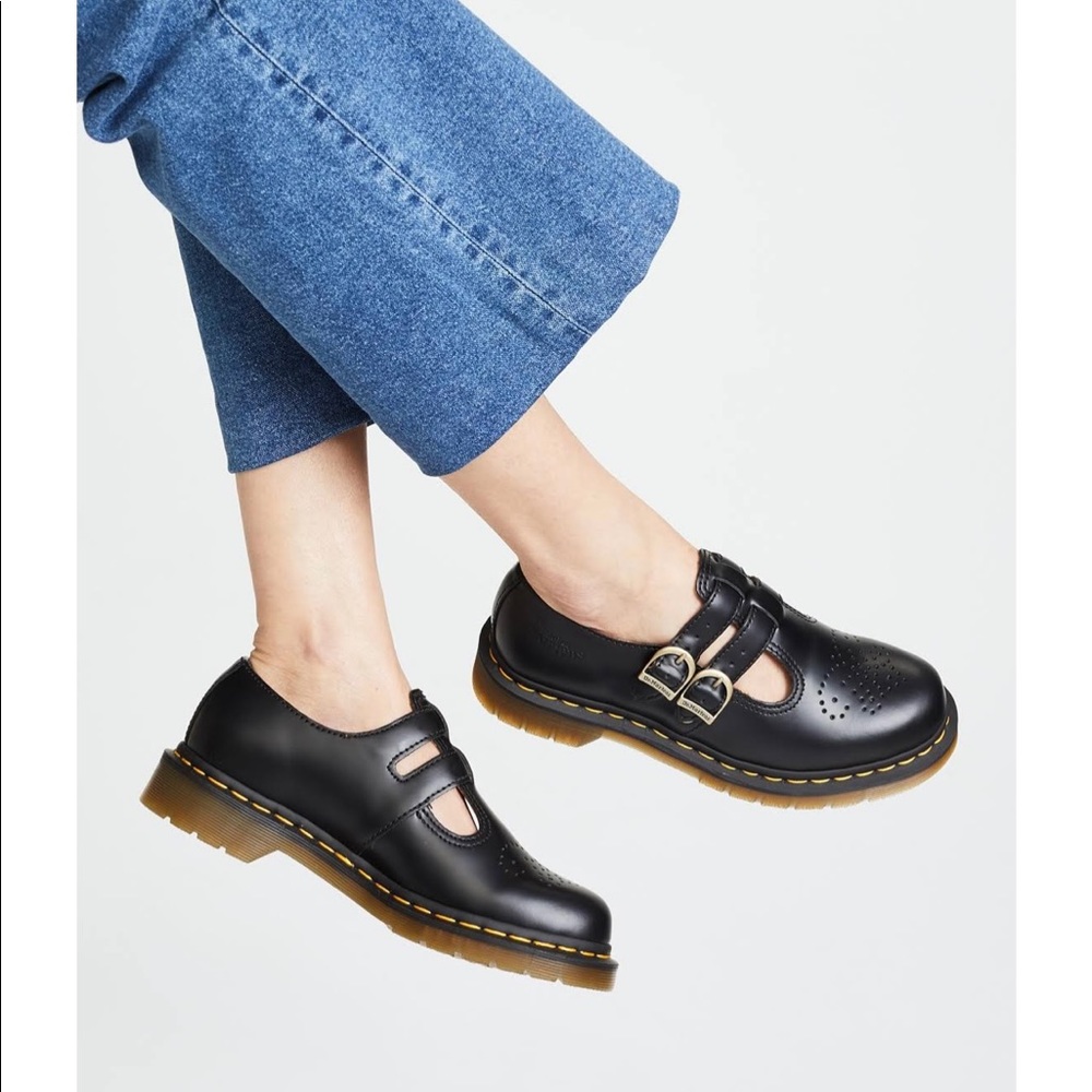 New w/ box 8065 Mary Jane Black Dr. Martens